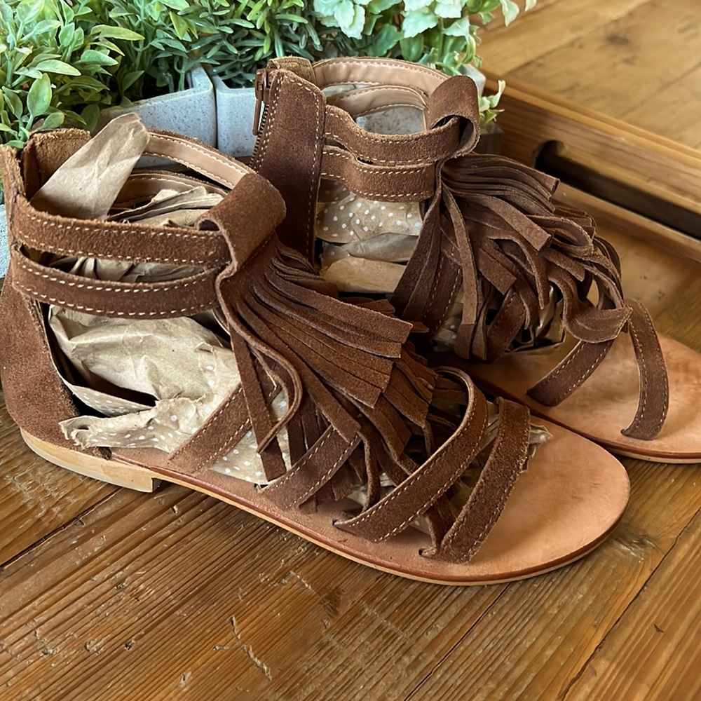 NWOT Diba Brown Tango Fringe Suede Sandals. Size 8.5 - Picture 2 of 7